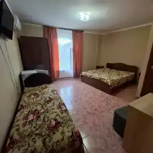 Семейный дворик - 26
