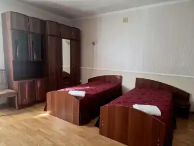 Трек - 33