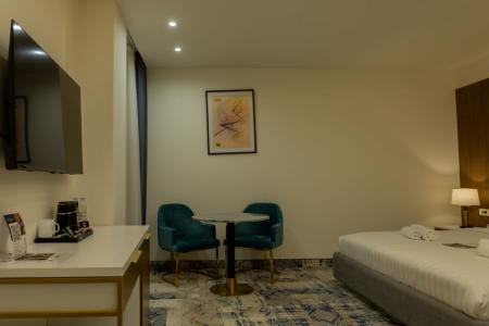 Venice Complex - 12