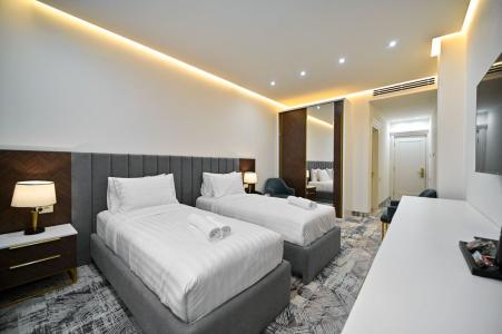 Venice Complex - 32