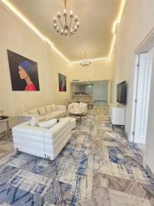 Venice Complex - 68