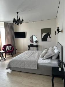 Vivanta - 45