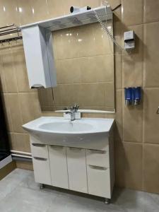 Корона - 28