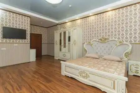 Premium Hotel - 82