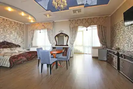 Монарх - 12