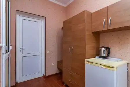Арина Лоо Тур - 22
