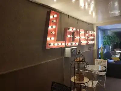 Amdar & Hostel - 4