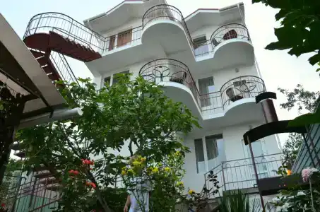 Парусник - 1