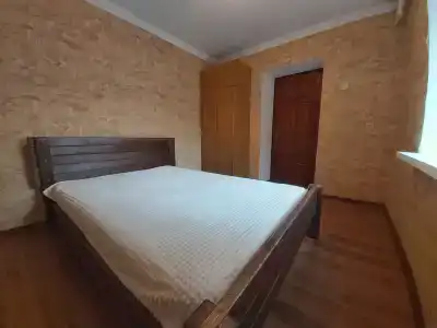 недалеко от центра города. - 5