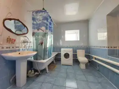 недалеко от центра города. - 6