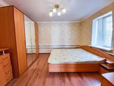 недалеко от центра города. - 3