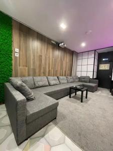 VDali Poshtel - 13