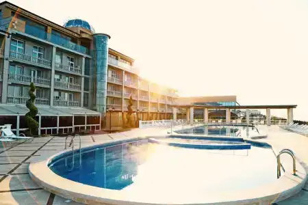 Ribera Resort & SPA - 3