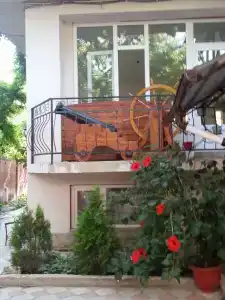 В Розах - 3