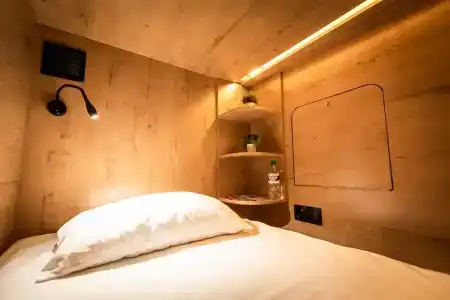 Capslock Hostel - 102