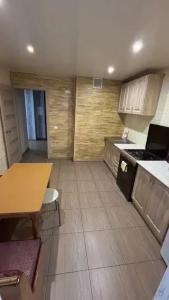 Серебренникова, 49 - 1