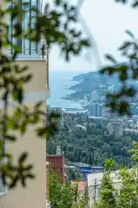 Над Ялтой - 0