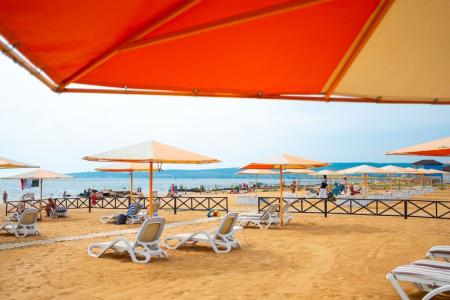 У Юджина - 13