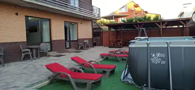 House 9 - 5