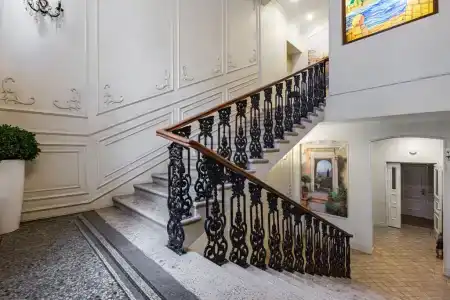Астон - 4