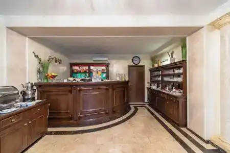 Бульвар - 1