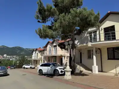 Таунхаус со своим двором - 13