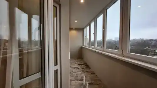 на Новомосковской, 14 - 114