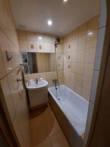 Квартиры на Космонавта Леонова 38 - 87