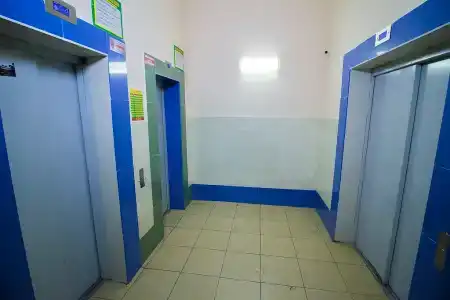 напротив ТЦ Планета - 6