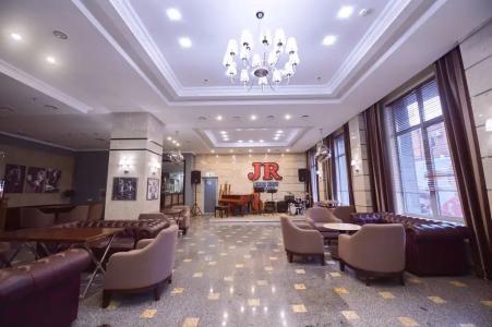 Ramada by Wyndham Hotel and Spa - 3