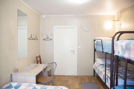 Анти Хостел RoomHouse у Вокзала - 1