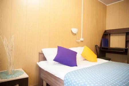Анти Хостел RoomHouse у Вокзала - 11