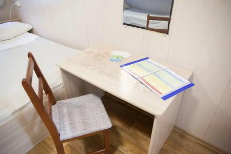 Анти Хостел RoomHouse у Вокзала - 3