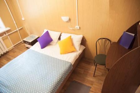 Анти Хостел RoomHouse у Вокзала - 12
