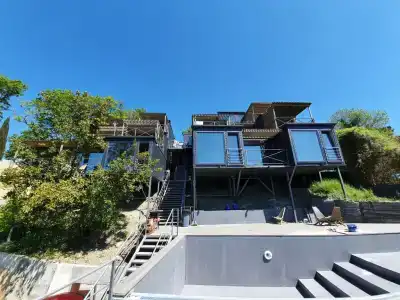 Grey house - 3