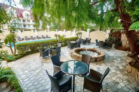 Black Sea Guest House - 2