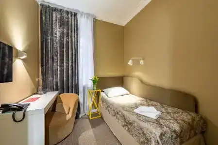 T-Hotel - 4