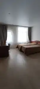 На красной - 4