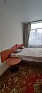 На красной - 2