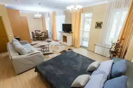 Полина - 23