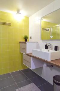 Bigland House - 12