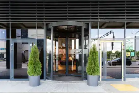 Valo Ramada Plaza by Wyndham - 4