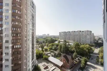 на Сакко и Ванцетти 77 - 17