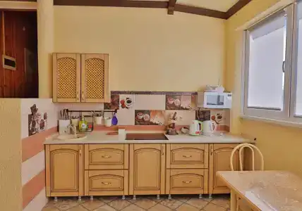 House Loris - 4