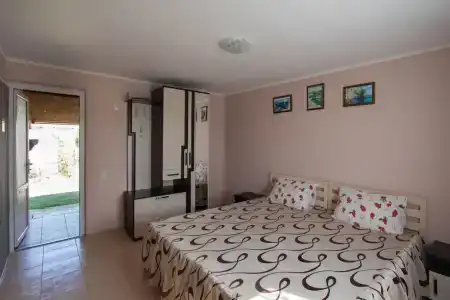Тарханкутский дворик - 31