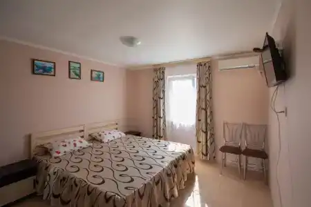 Тарханкутский дворик - 32