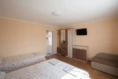Тарханкутский дворик - 38