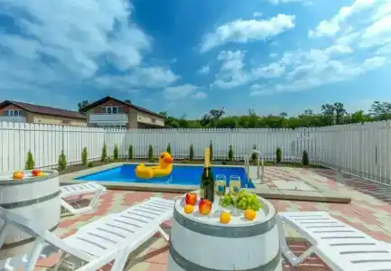 Вилла с бассейном Ла Мелия - 2