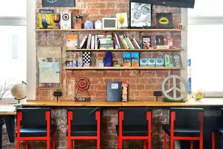 Rolling Stones hostel - 2