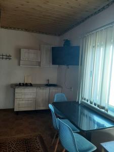 Виктория - 107